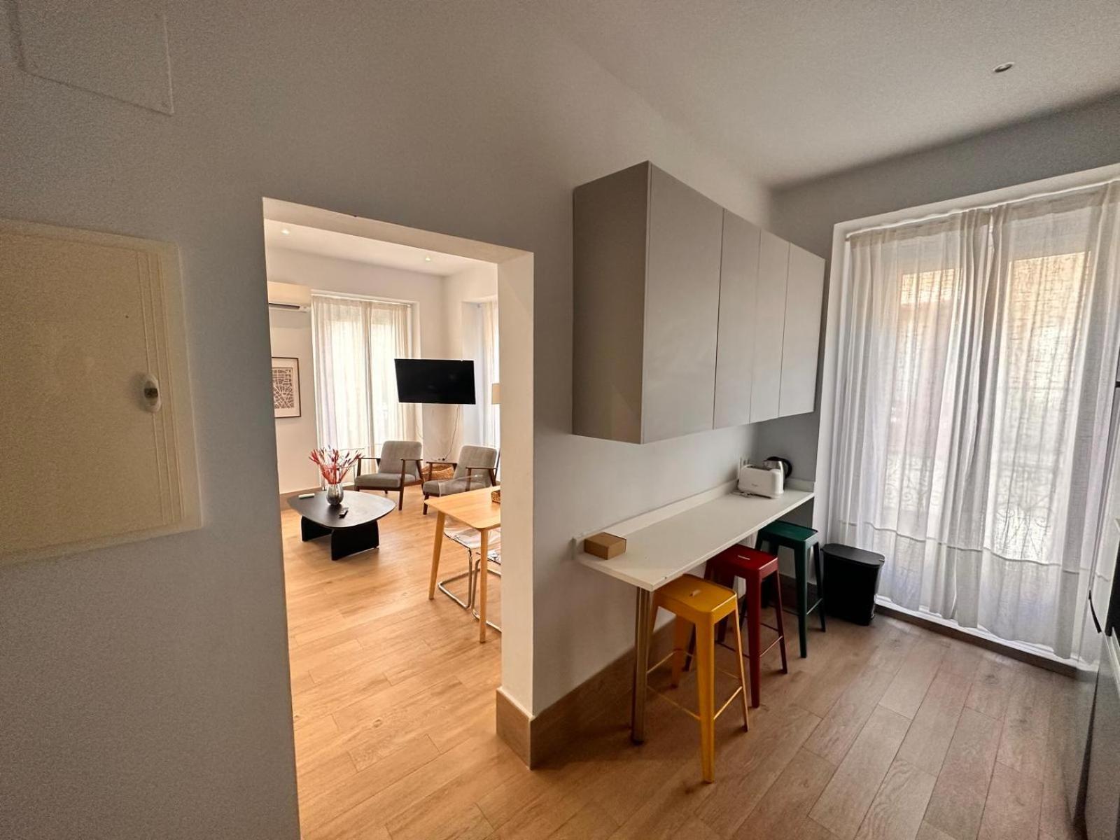 Amazing 3Bd 3Bth With 9 Balconies By Madrid4You Apartments Exterior photo